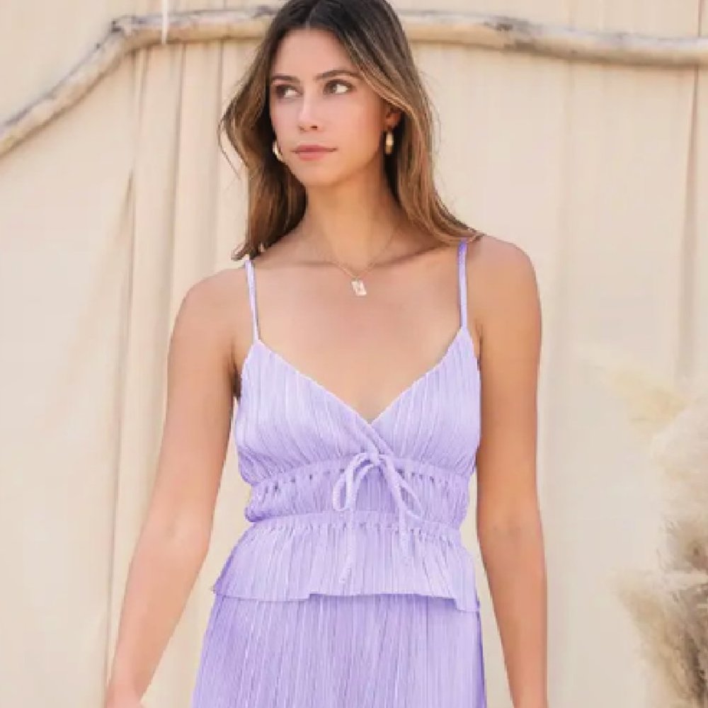 LAVENDER SPAGHETTI STRAP TOP